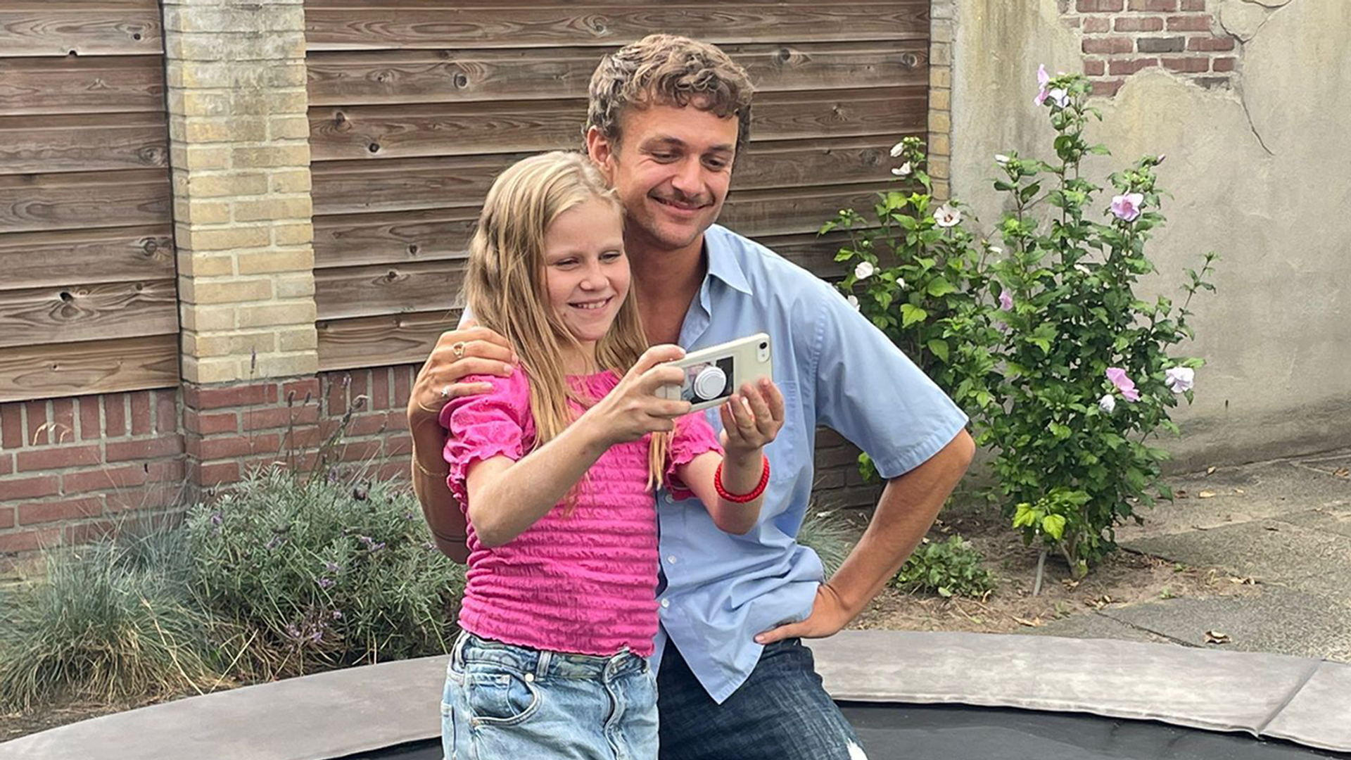 NietKleinTeKrijgen_s2_Rosan_1