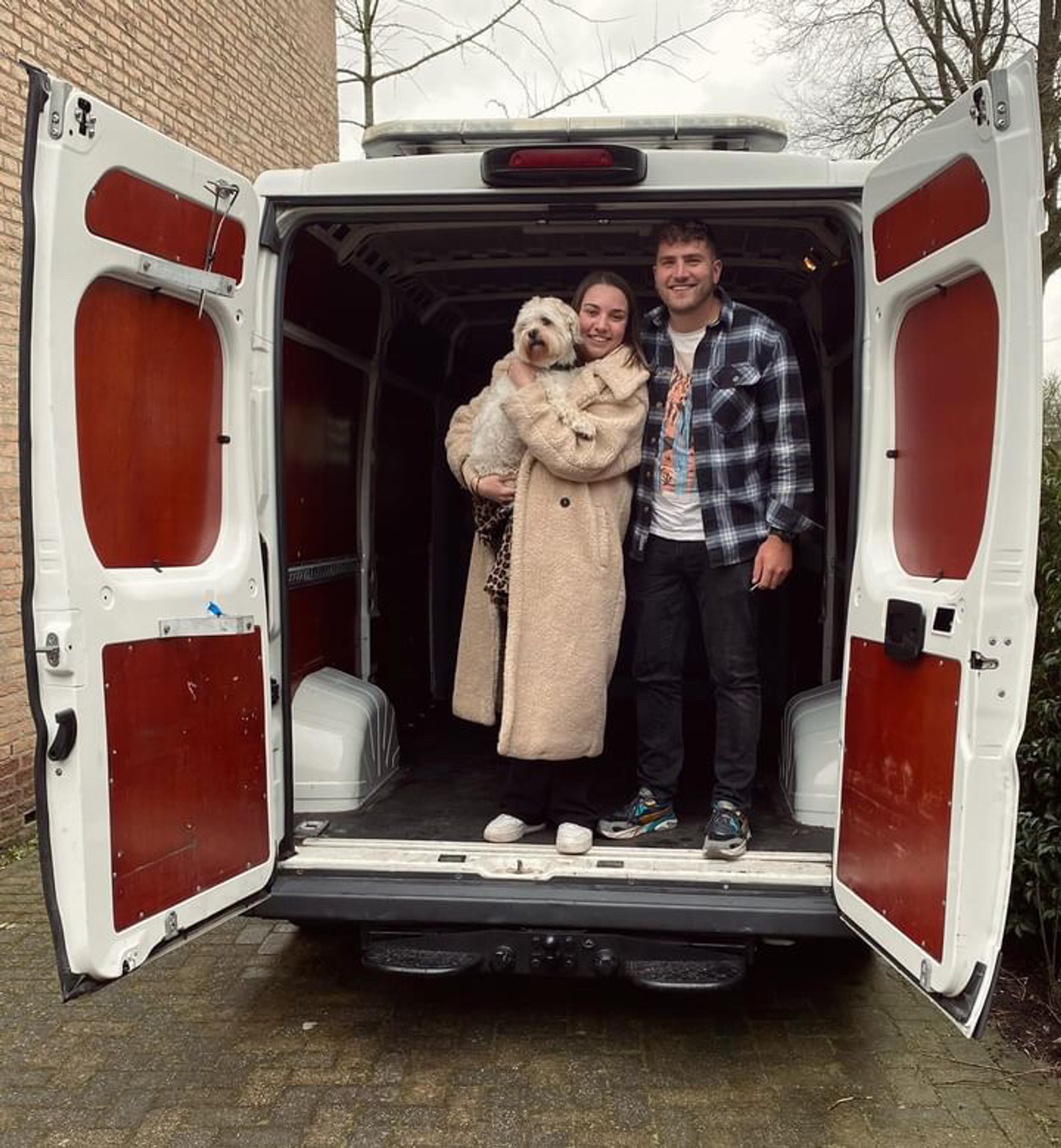 DBADFB43-A170-4EA3-AB40-B1CFC7D32388