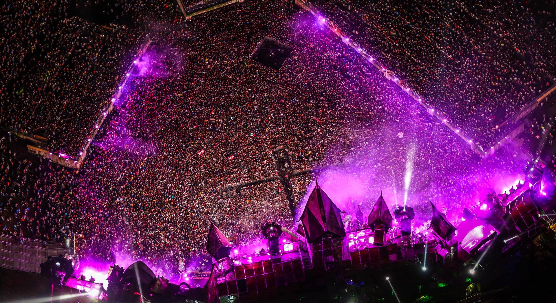 Tomorrowland - helicopter (2015)