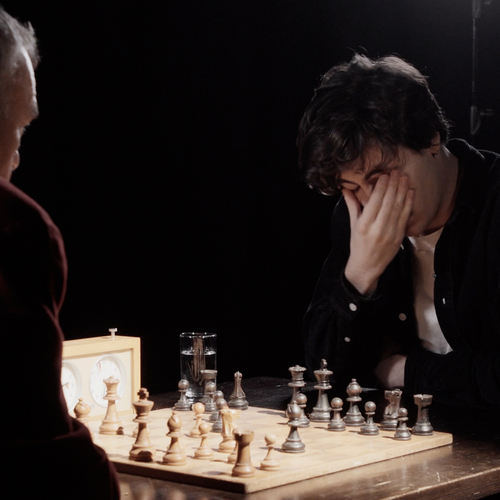 Kan je tijdens het schaken valsspelen met een buttplug?